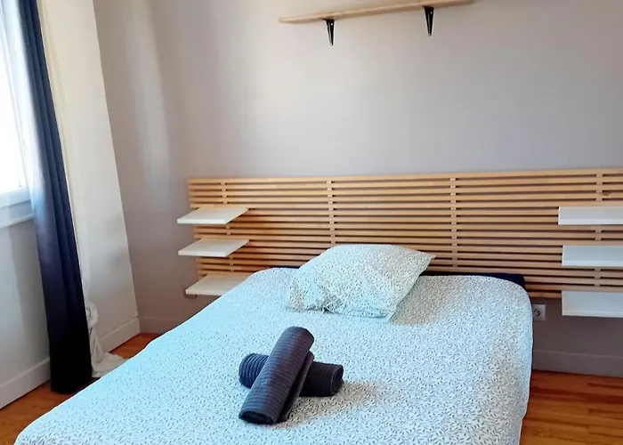 Grand Appartement Avec Garage