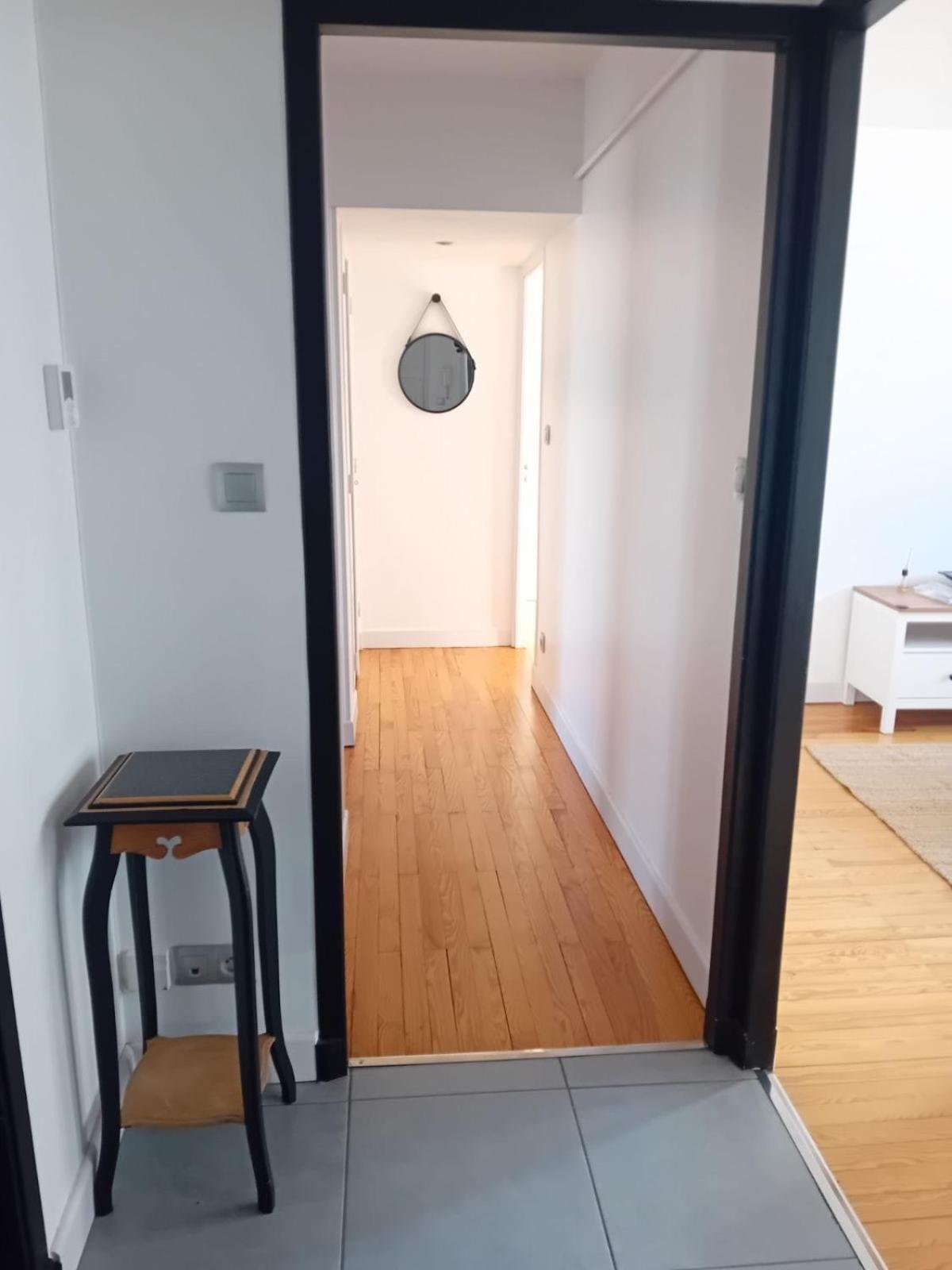 Apartment Grand Avec Garage